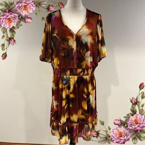 Floral short sleeves V-Neck plus size stretchy mini Dress